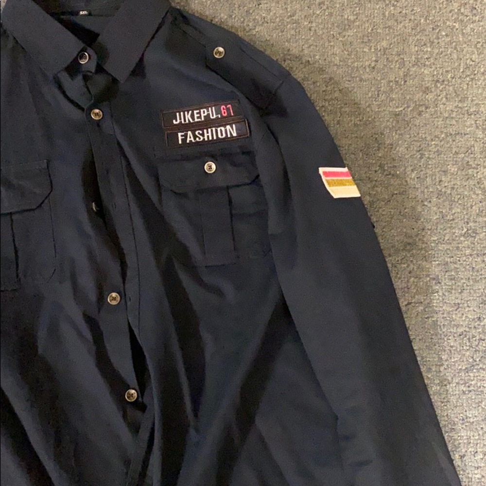 Shirt - Picture 2 of 5